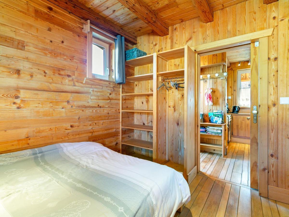 Quaint In With Garden Chalet Harreberg